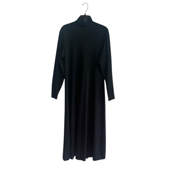 L.L. Bean Dresses & Skirts - L.L. Bean Black Mock Neck Long Sleeve Midi Dress Size M